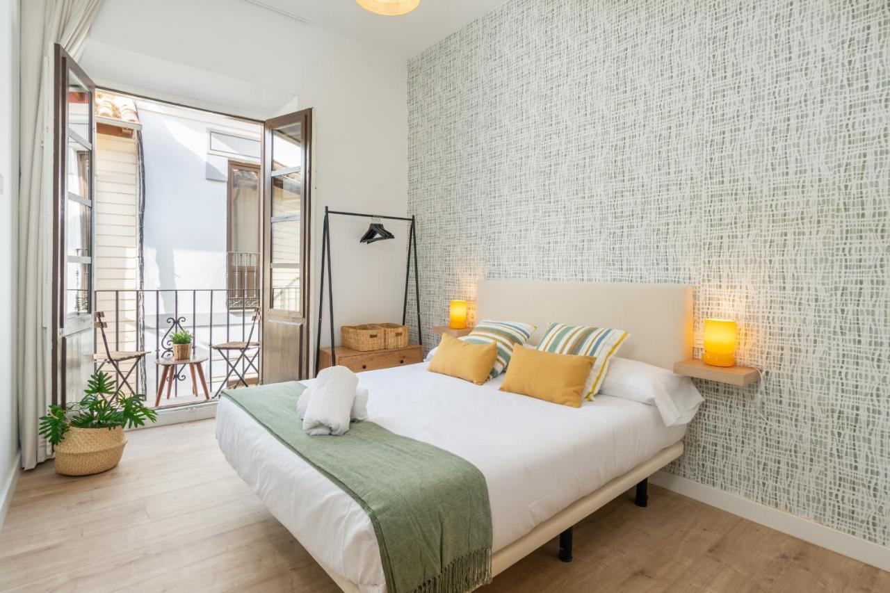 Apartamentos Luna Suites Palacio Dorita Granada Eksteriør billede