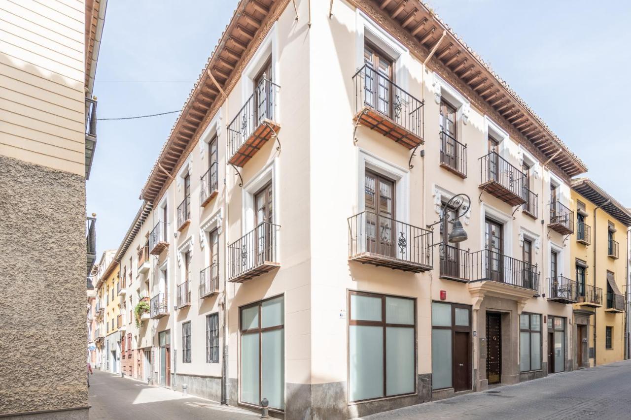 Apartamentos Luna Suites Palacio Dorita Granada Eksteriør billede