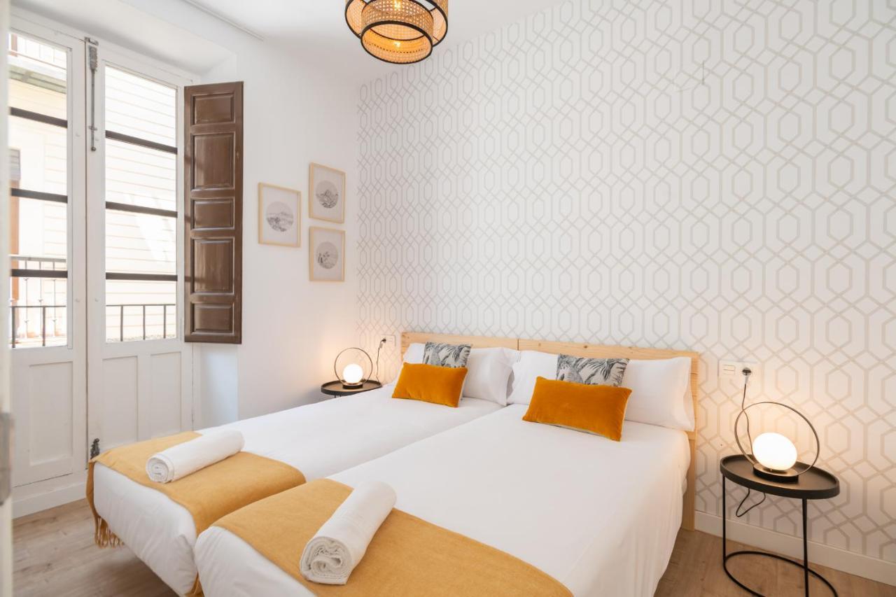 Apartamentos Luna Suites Palacio Dorita Granada Eksteriør billede