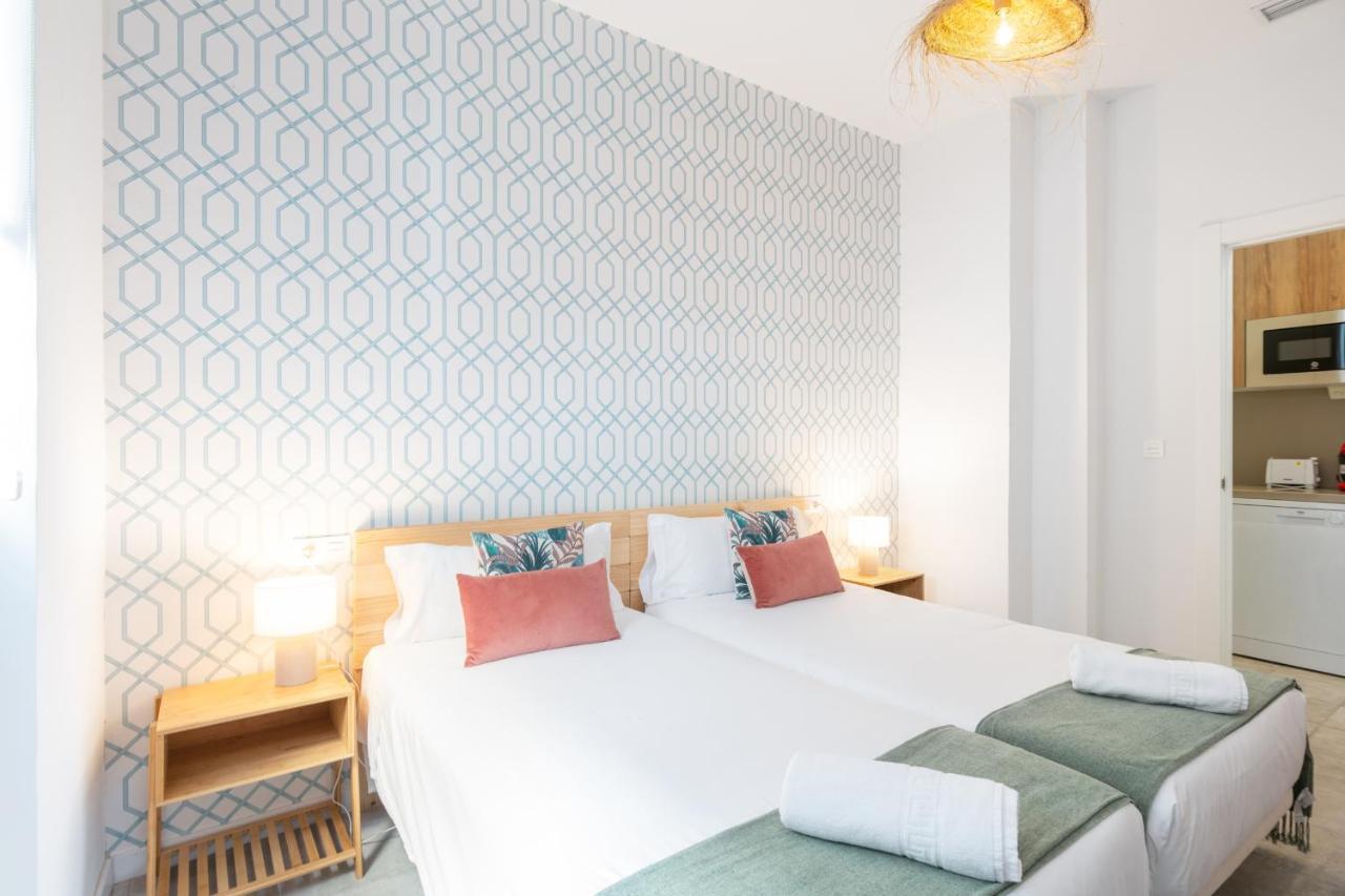 Apartamentos Luna Suites Palacio Dorita Granada Eksteriør billede